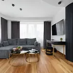 Near The Palace Of Culture And Science By Renters Lejlighed Warszawa