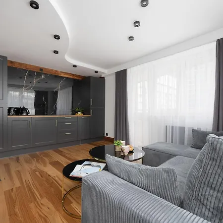 Near The Palace Of Culture And Science By Renters Lejlighed *