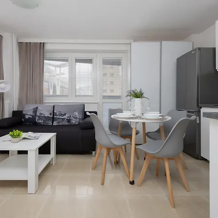 Near The Palace Of Culture And Science By Renters * Warszawa