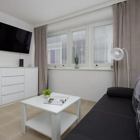 Near The Palace Of Culture And Science By Renters Lejlighed Warszawa