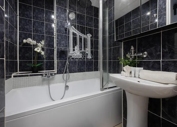 Near The Palace Of Culture And Science By Renters