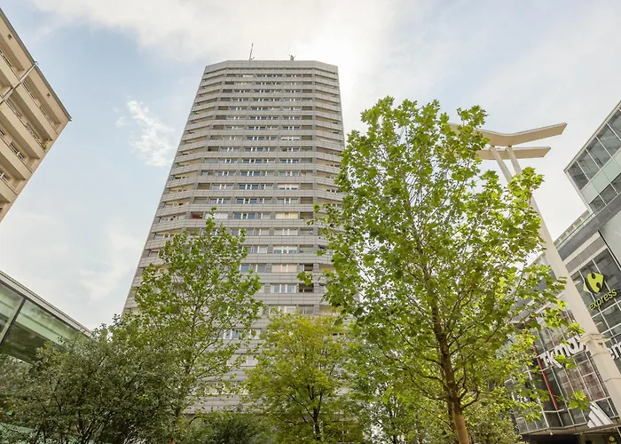 Near The Palace Of Culture And Science By Renters *